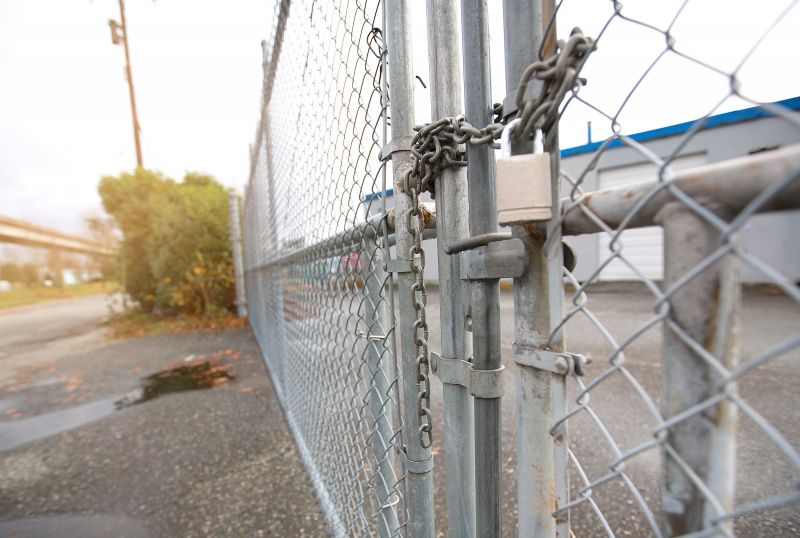 Chain Link Fencing Costs — Cost of Chain Link Fencing